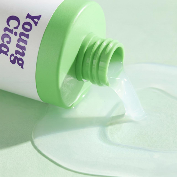 Успокаивающий тонер MEDIPEEL⁺ Young Cica PDRN Trouble Soothing Essence Toner (200мл) | Ecoplace