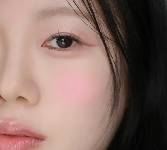 Моно‑румяна для&nbsp;лица WAKEMAKE Sheer Breeze Blusher (5г) | Ecoplace
