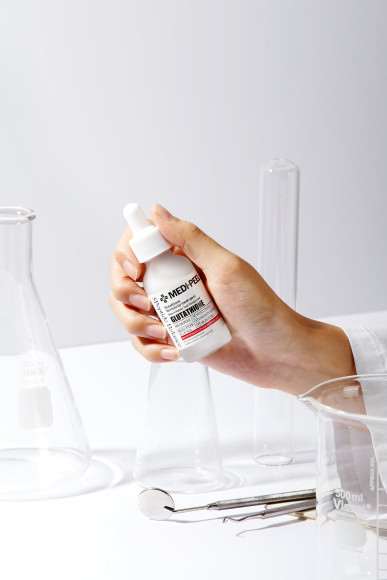 Сыворотка  с&nbsp;глутатионом MEDIPEEL⁺ Bio‑Intense Glutathione White Ampoule (30мл) | Ecoplace