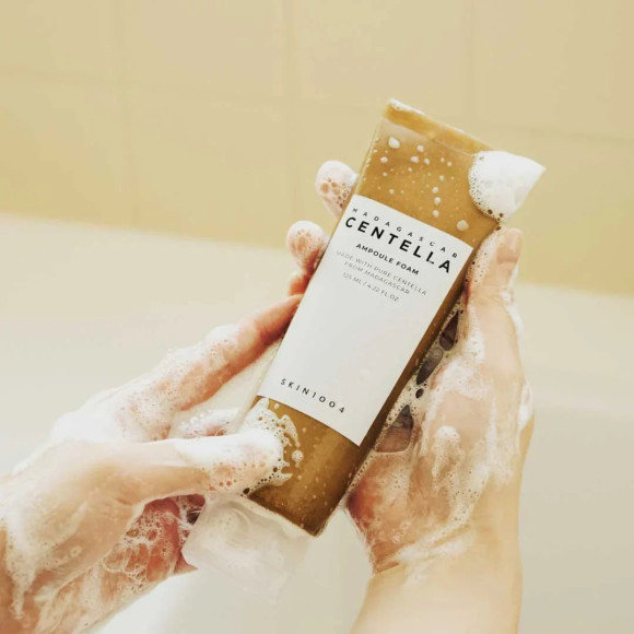 Успокаивающая пенка с экстрактом центеллы SKIN1004 Madagascar Centella Ampoule Foam (125мл) | Ecoplace