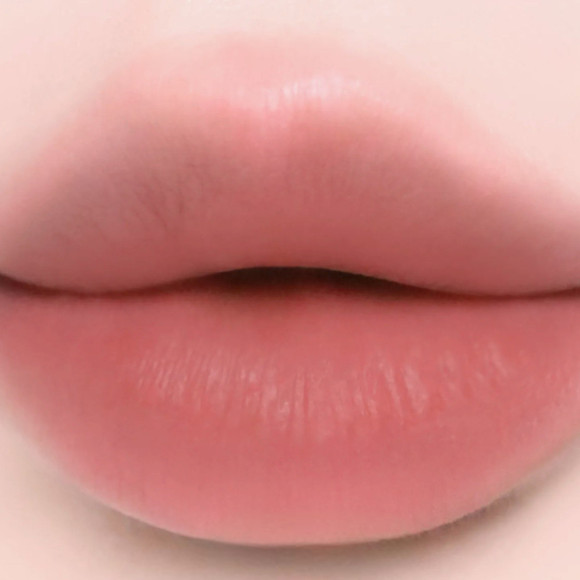 Матовый бальзам для&nbsp;губ WAKEMAKE Soft Blurring Balm Stick (3.5г) | Ecoplace