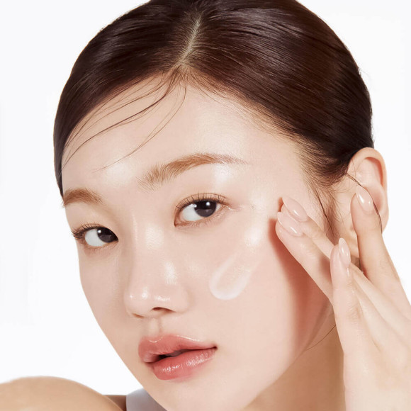 Омолаживающая сыворотка с&nbsp;коллагеном и&nbsp;ПДРН MEDICUBE Collagen Glow Booster Serum (15мл) | Ecoplace