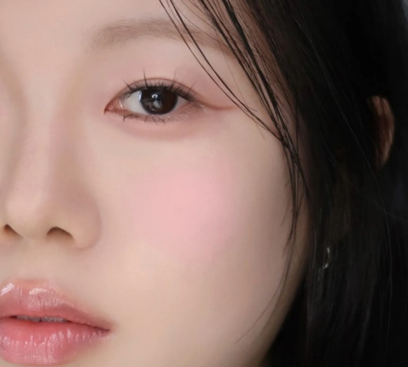 Моно‑румяна для&nbsp;лица WAKEMAKE Sheer Breeze Blusher (5г) | Ecoplace