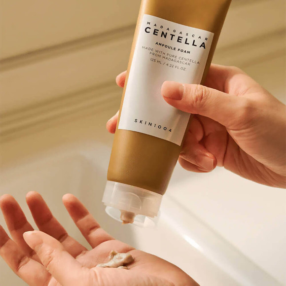 Успокаивающая пенка с экстрактом центеллы SKIN1004 Madagascar Centella Ampoule Foam (125мл) | Ecoplace