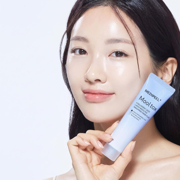 Увлажняющая маска‑пленка MEDIPEEL⁺ Mooltox Hyaluron Layer Wrapping Mask (70г) | Ecoplace