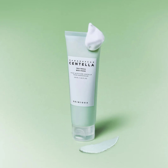 Очищающая пенка с&nbsp;чайным деревом SKIN1004 Madagascar Centella Tea‑Trica Bha&nbsp;Foam (125мл) | Ecoplace
