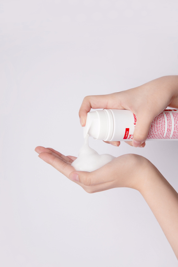 MEDI-PEEL Red Lacto First Collagen Essence (140ml) | Ecoplace