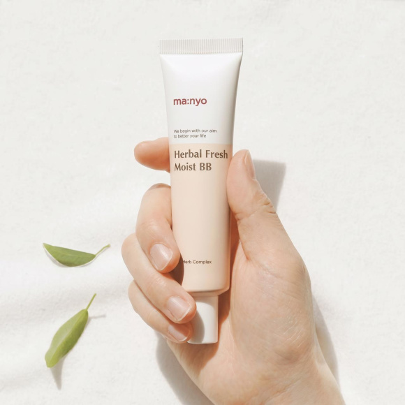 Увлажняющий ВВ‑крем MANYO Herbal Fresh Moist BB&nbsp;(30г) | Ecoplace