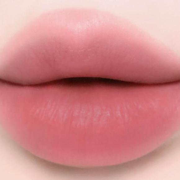 WAKEMAKE Soft Blurring Balm Stick (3.5g) | Ecoplace