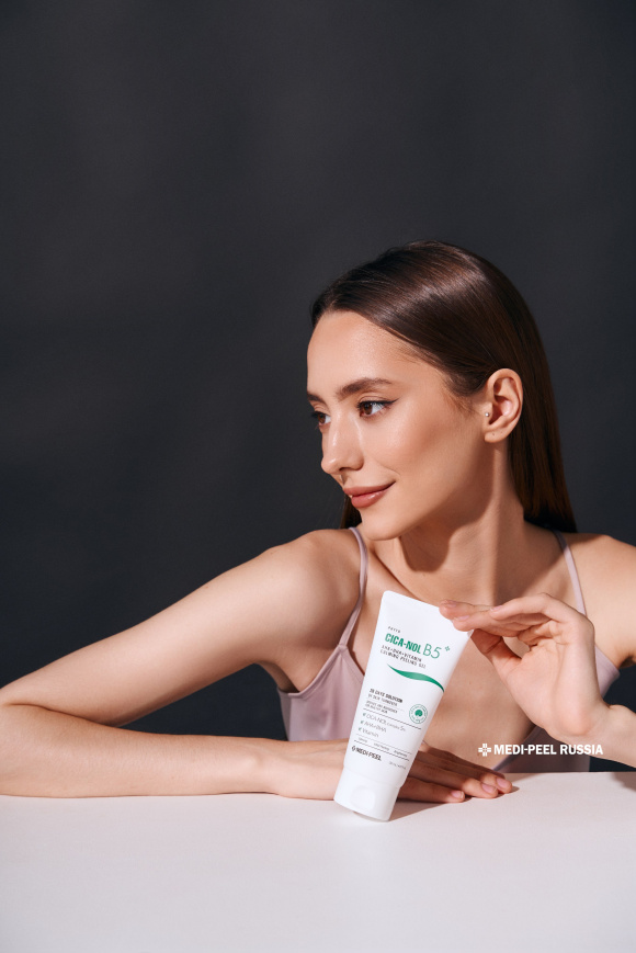 MEDI-PEEL Phyto Cica-Nol B5 AHA BHA Vitamin Calming Peeling Gel (120ml) | Ecoplace