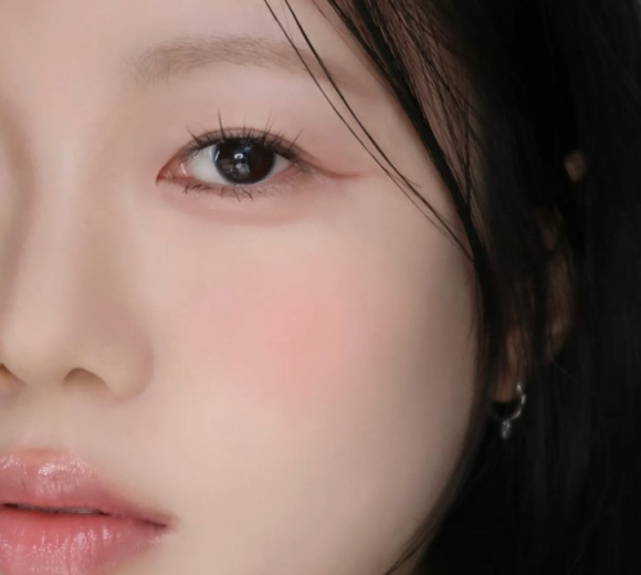 WAKEMAKE Sheer Breeze Blusher (5g) | Ecoplace