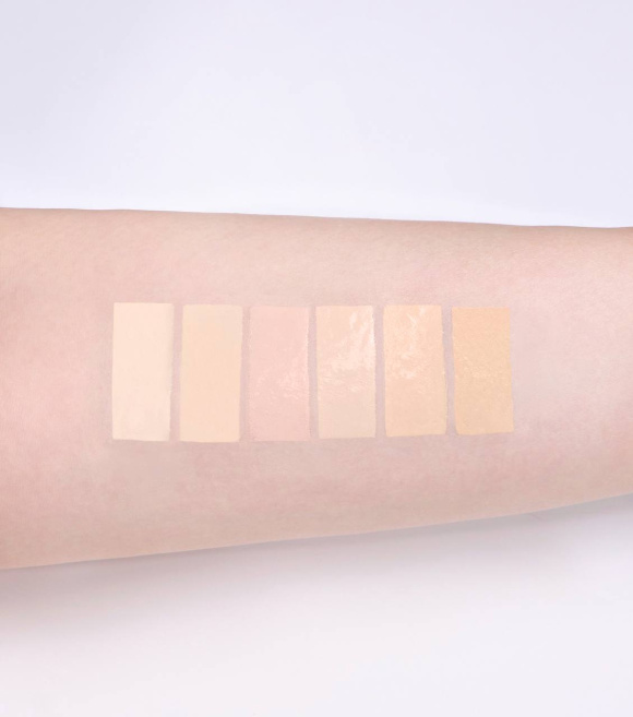 WAKEMAKE Seamless Wear Foundation (30ml) | Ecoplace